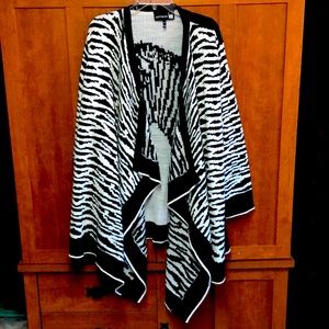 Antthony Originals Womens Sweater